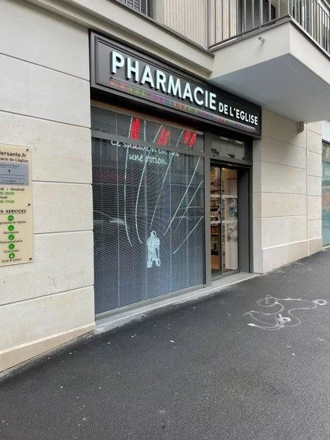 Facade pharmacie de l'eglise - agencement - Transfert pharmacie Rosny-sous-Bois