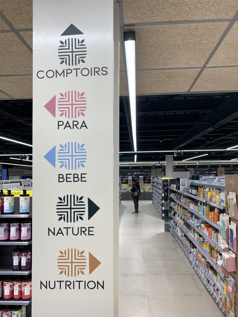 Signaletique Apothical - Agencement pharmacie