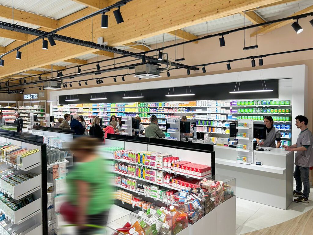Comptoirs ordonnances pharmacie - Agencement et mobilier