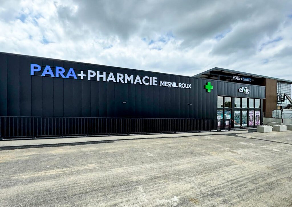 Batiment Pharmacie Mesnil Roux