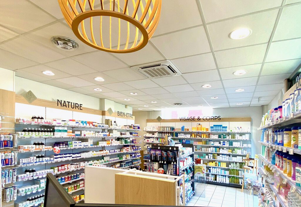 Agencement pharmacie par Proexpace