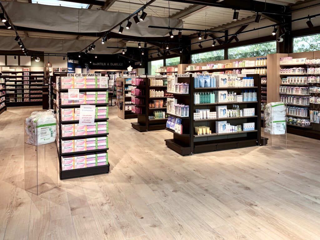Vue d'ensemble de l'agencement de la pharmacie de Mercurol