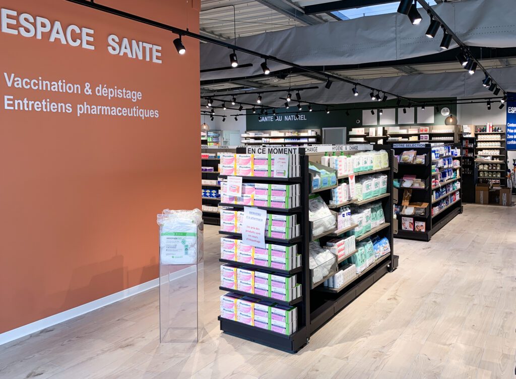 Agencement et signalétique pour pharmacie - Proexpace agenceur expert en pharmacies